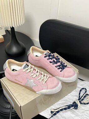 Golden Goose Pink Suede Star-Embellished Sneakers